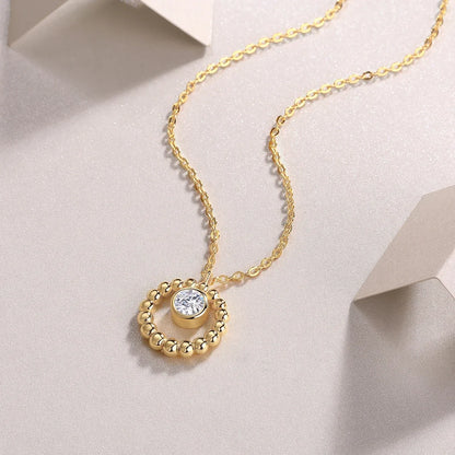Material 100% 925 Sterling Silver Necklace  Main Stone Weight/Quantity  1 Moissanite Diamond  Gemstone Size  White Moissanite Di